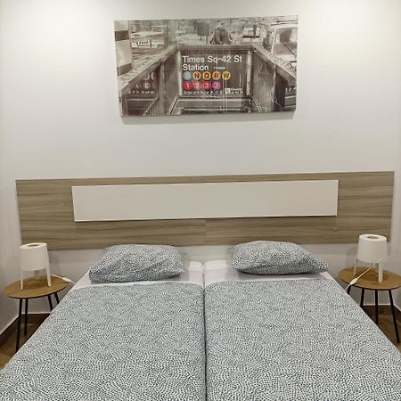Good Vibes - Lagos Guesthouse מראה חיצוני תמונה
